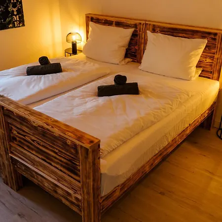 Chez Julie Sparsbach